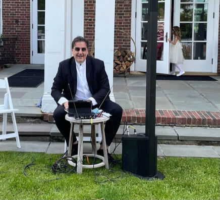 wedding ceremony dj DJ Dave Swirsky at wedding ceremony