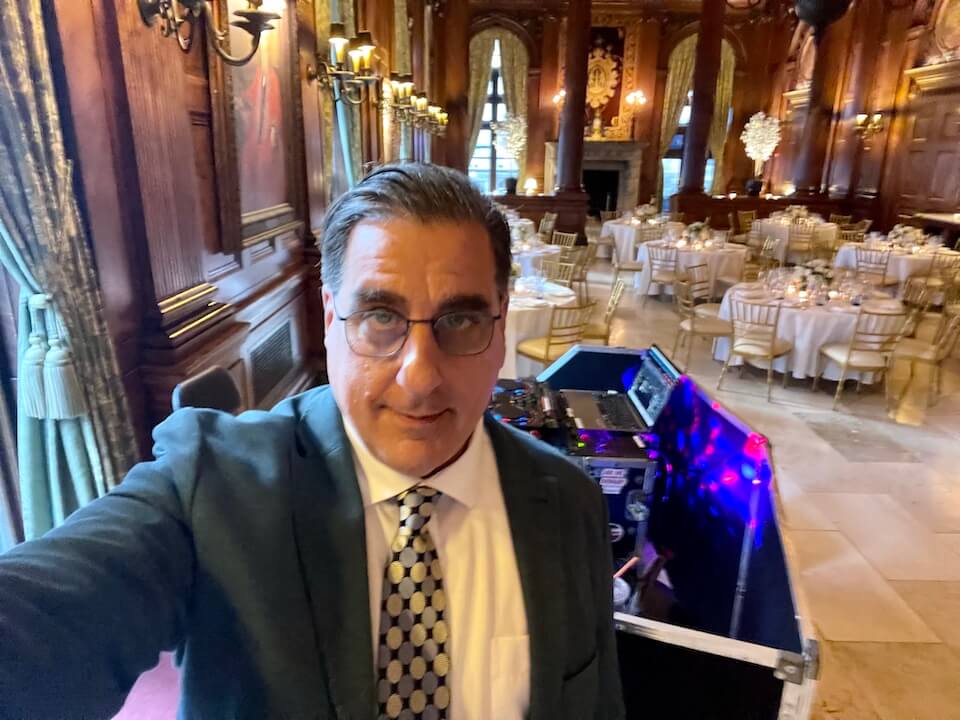 universityclubdjdaveswirsky